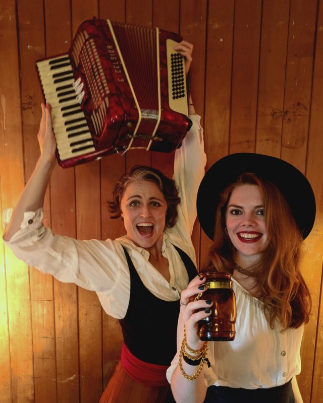 Banshees Bar presents Folk'N'Shanty Night
